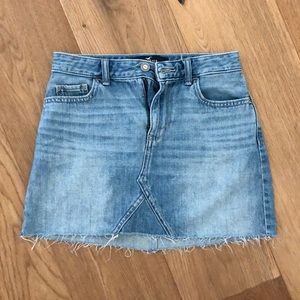 hollister high rise jean skirt